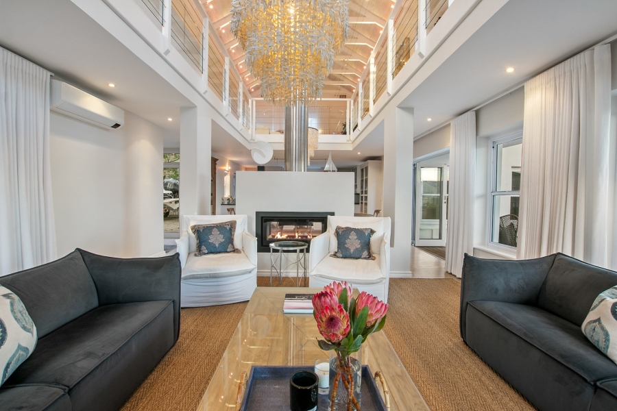 5 Bedroom Property for Sale in Thesen Islands Western Cape